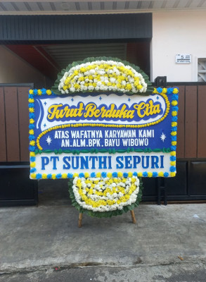 Papan Bunga Duka di Belakang Padang