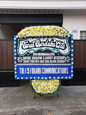 Papan Bunga Duka di Belakang Padang